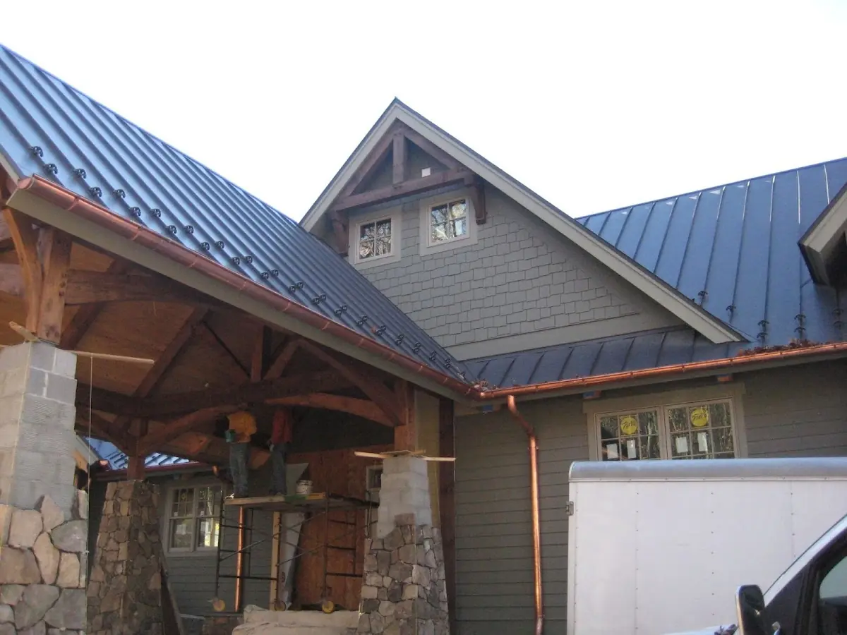 Craftsman Roofing team delivering quality roofing work in South Peru